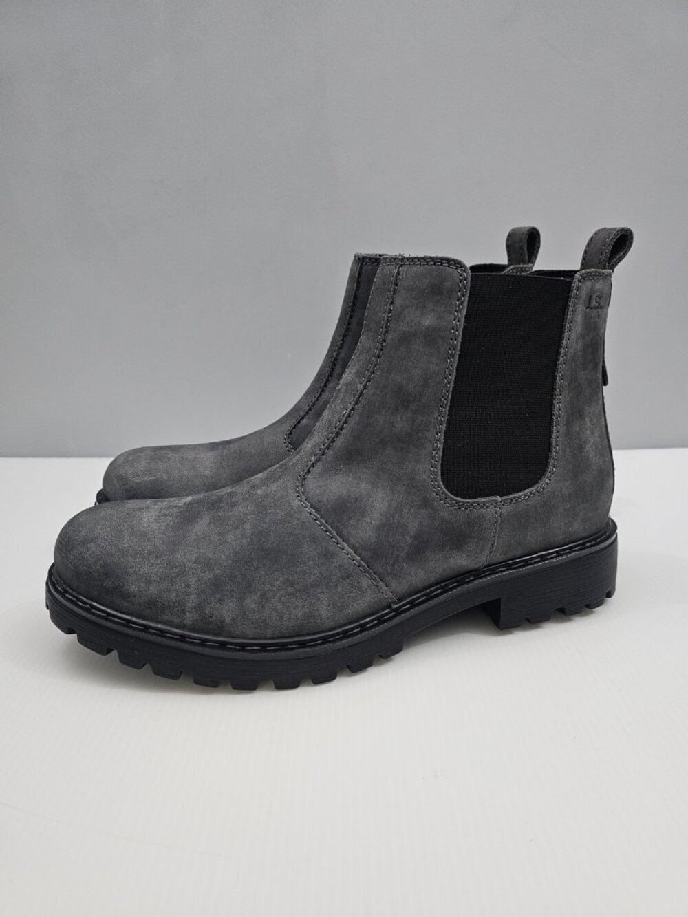 Josef Seibel Marta 06 Chelsea Ankle Boot Womens EU 40 Gray Leather Lug Sole
